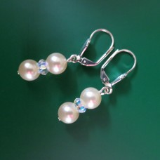 Klasiski pērļu auskariņi ar AB kristāliem